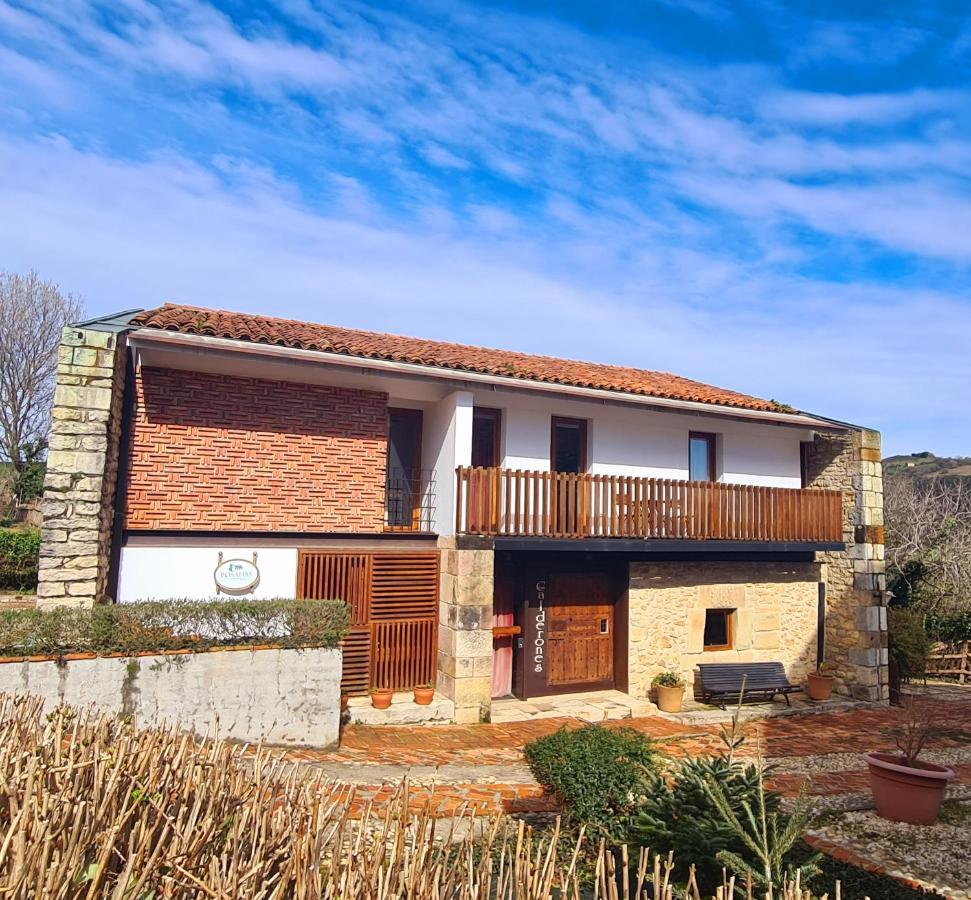 Calderones Hotel