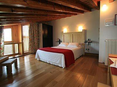 Hotel Calderones